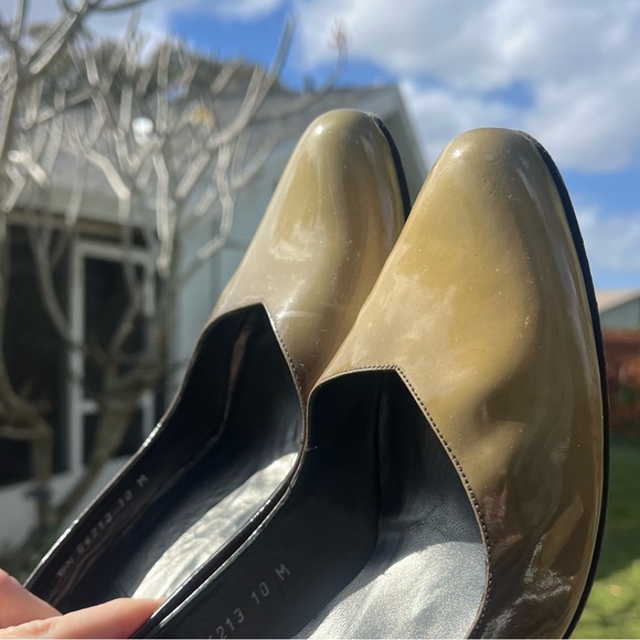 Green ombré Stuart Weitzman pumps size 10 - Picture 9 of 14